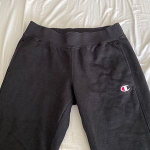 Champion Reverse Weave Embroidered Logo Sweatpants - Black